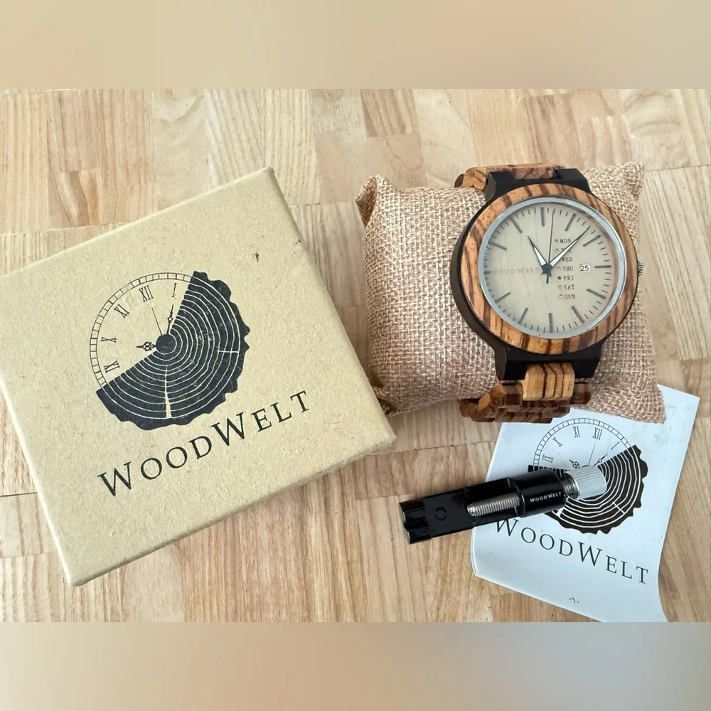 NIB Woodwelt men’s wooden watch NEW BATTERY